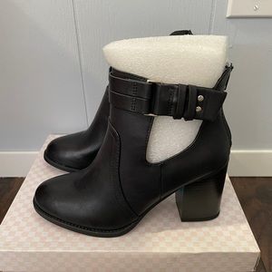 Soda June-S black heeled boots